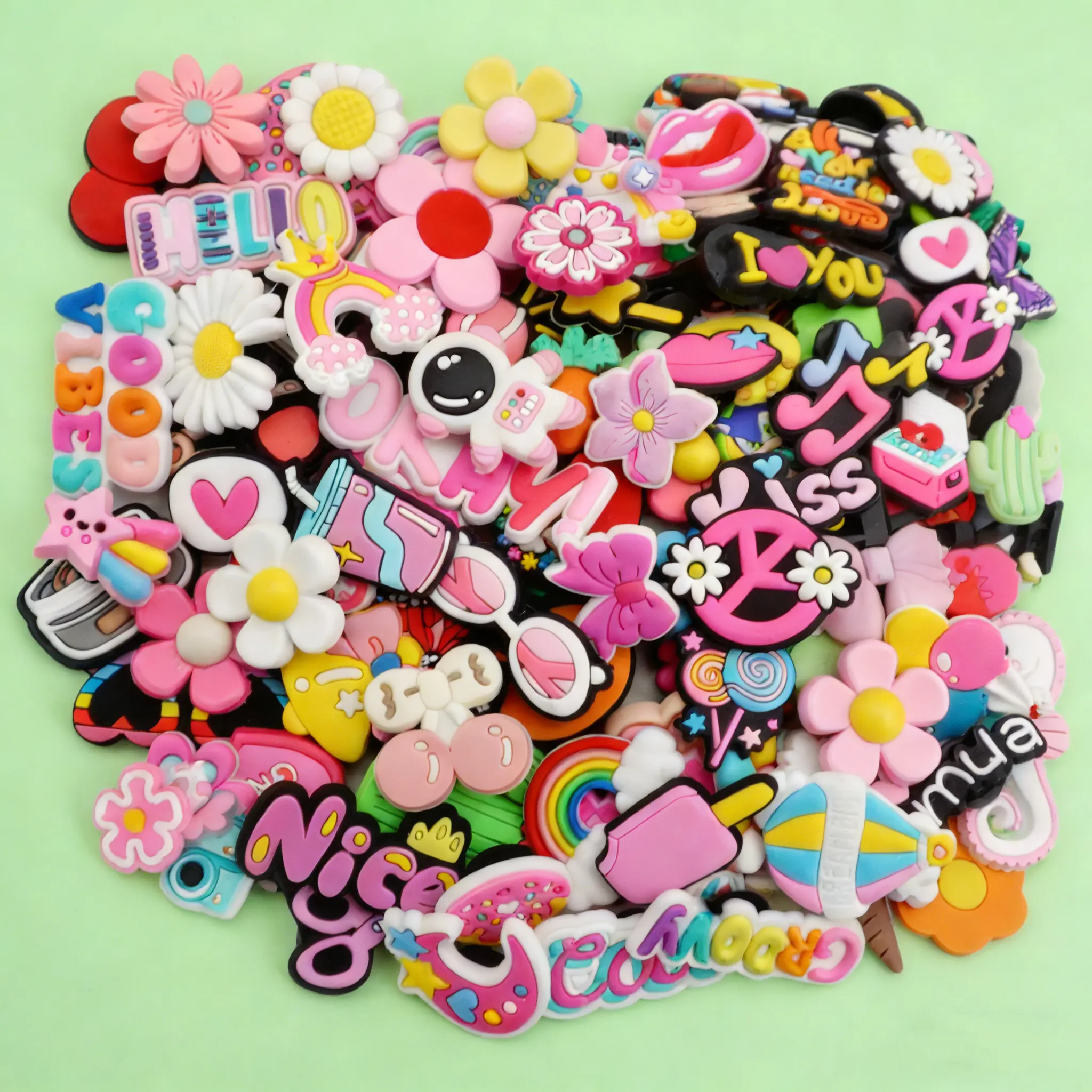 32/50/100 Random Shoe Decoration Charms, Fashionable Novelty Shoes Decorations for Clogs, Shoes Diy Accessories for Women & Men, Footwear Accessories Elegant