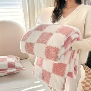 Checkerboard Pattern Throw Blanket, 350 gsm Soft Flannel Fleece Blanket, Breathable Warm Napping Blanket for Home, Office and Travel, Cozy Bedroom Decor, Soft Blankets, Soft Comfy Blanket