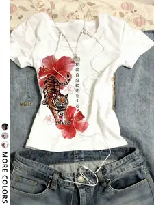 Women's Tiger Flower Print Round Neck T-Shirt Fitted, Summer Casual Short Sleeve Top, Vintage Style Fashion, Perfect for Daily Wear and Outing