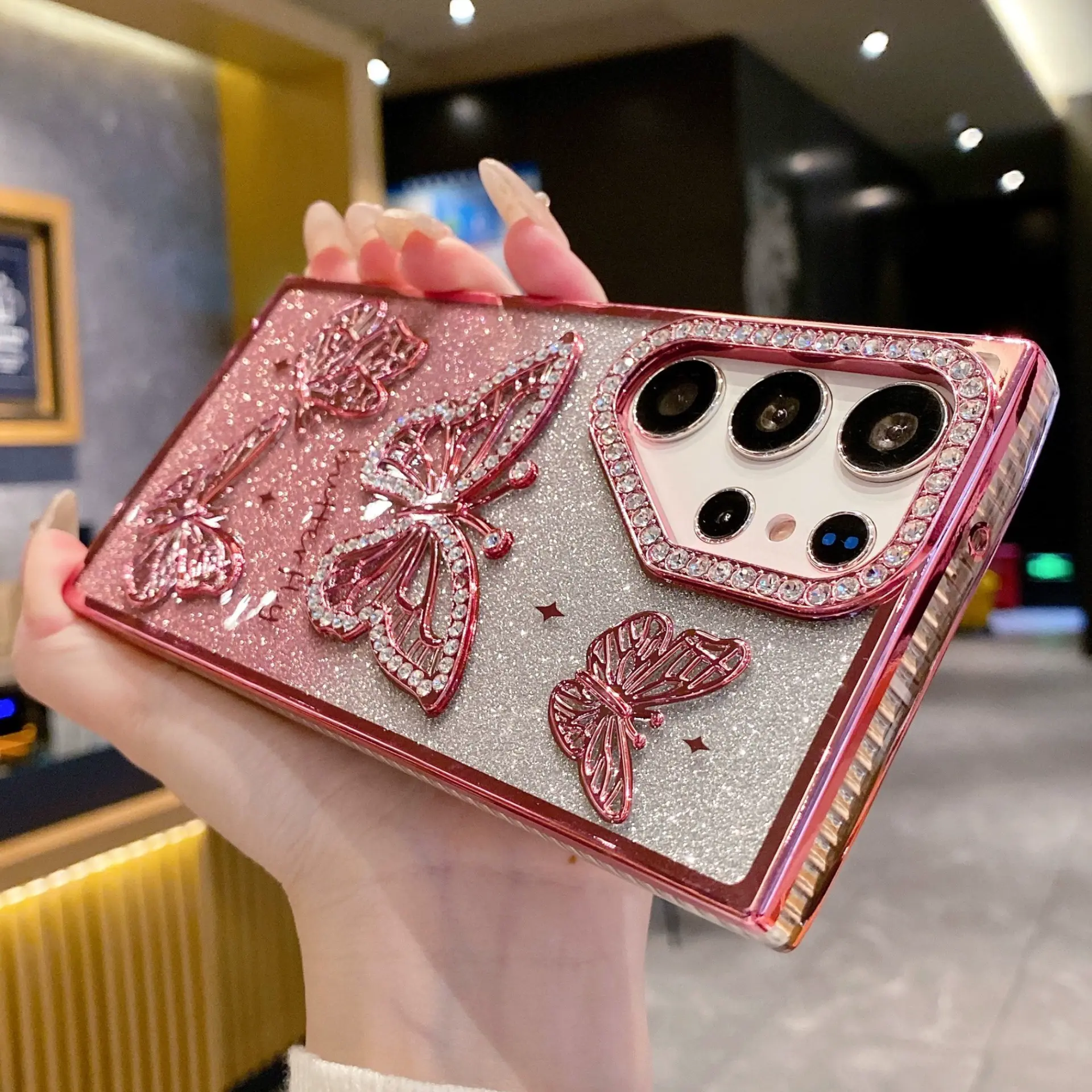 Suitable for Samsung S26Ultra mobile phone case three-dimensional gradient glitter rhinestone butterfly S25+ anti-fall soft shell protective cover S23
