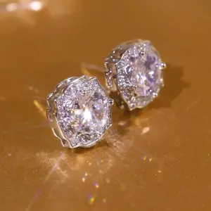 Fashion Exquisite Shiny White Round Cubic Zirconia Earrings For Women Bride Temperament Fine Earrings Commuter Casual Accessories Holiday Anniversaries Valentines Day Gifts Daily Wear