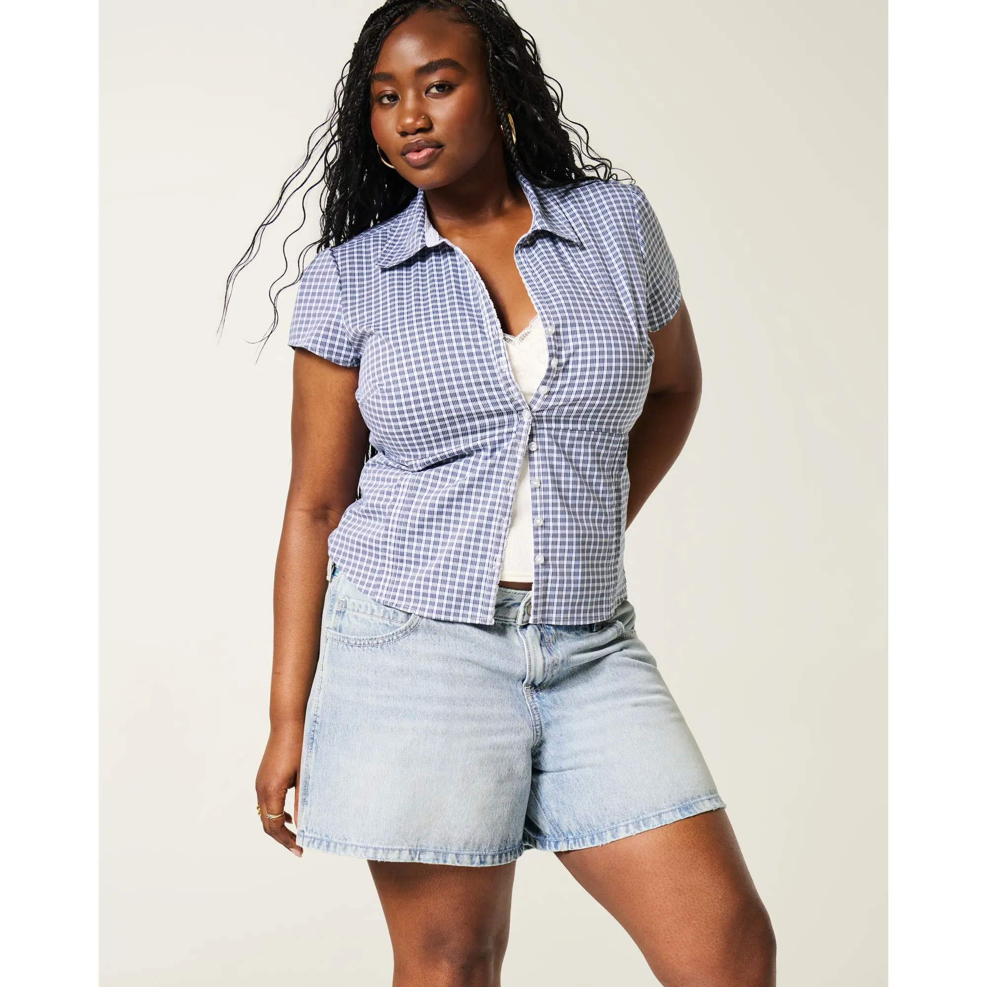 Hollister Low-Rise Light Wash Baggy Jean Shorts