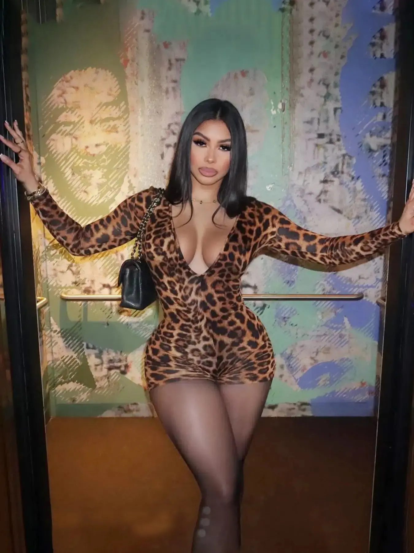 Women's Leopard Print V Neck Long Sleeve Romper, Elegant Casual Bodycon Jumpsuit, Ladies Spring Fall Winter Party Club Date Holiday Daily Casual One-piece Set Shorts Jumpsuits Playsuits For Everyday Wear
