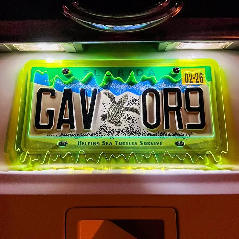 Slime Acrylic License Plate Frame Cover Customizable Eye-Catching Car Accessory with LED-Like Glow Effect and Custom Engraving for U.S. Plates