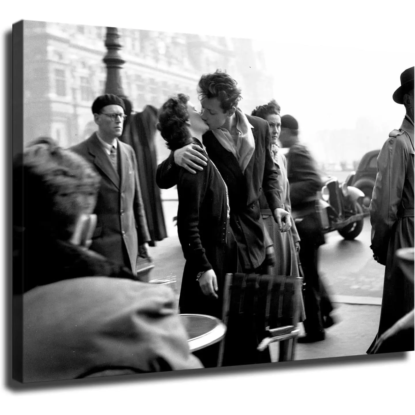 Kiss At Hotel De Ville - Black and White Art Vintage Old Photo Poster Canvas Hd Print Wall Art for Room Aesthetic Home Decor (08x10inch Unframed)