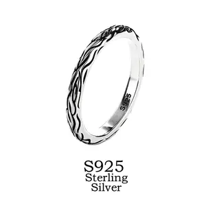 925 Sterling Silver Serpent Snake Ring for Women – Hand-Engraved Scale Detailing, Rebellious Elegance Gothic Statement Jewelry, Edgy Stackable Ring, Dark Glam Gift for Her
