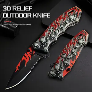1 piece, 3.74-inch kitchen knife with a 3D skull pattern. It has an ergonomic handle and is suitable for use in the kitchen and for barbecuing. Cutting Cooking