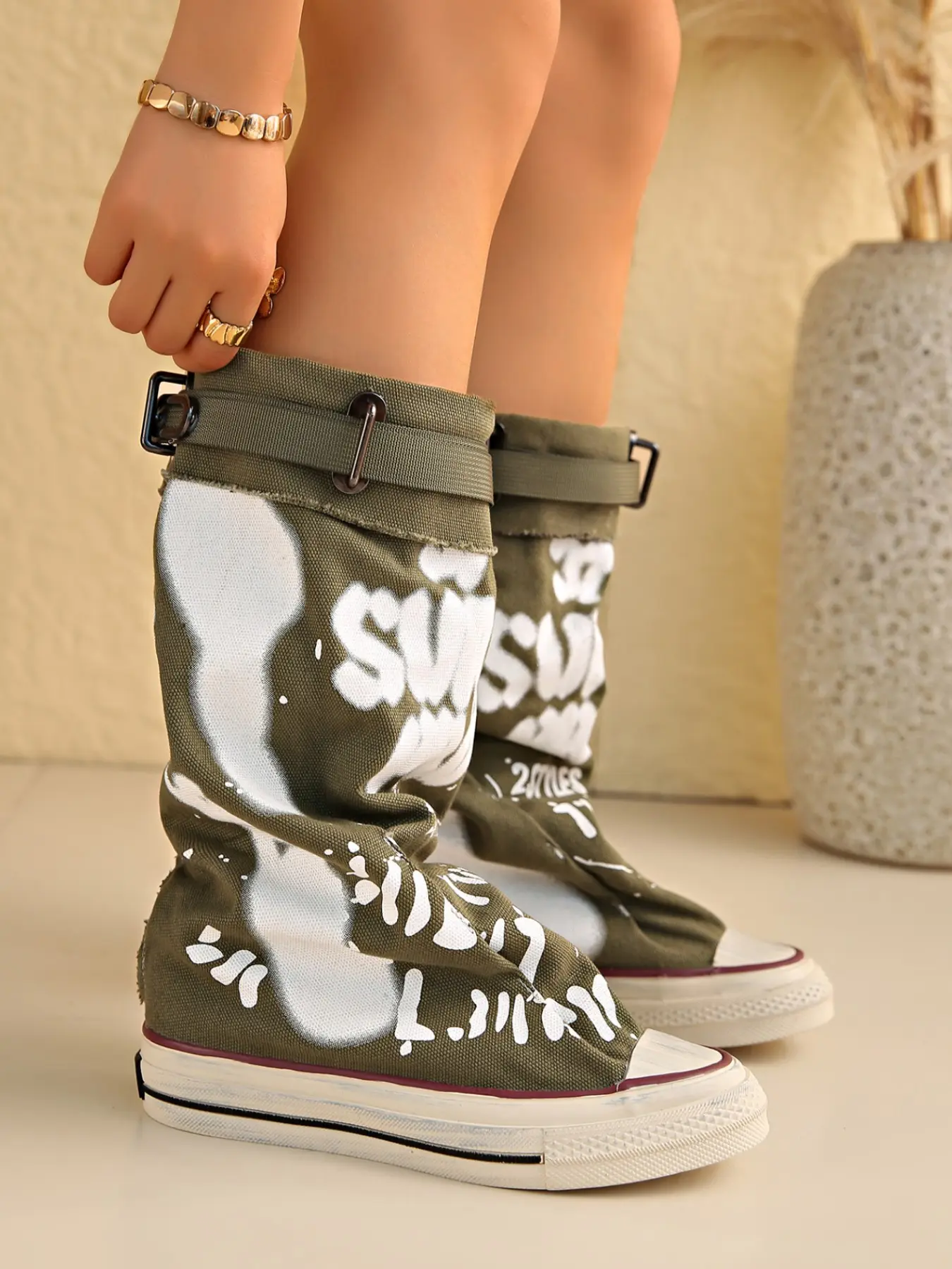 New American Street Graffiti Ankle Boots, Unique Design High Top Canvas Shoes for Women, Thick Sole Rubber Versatile Mid-Calf Boots
