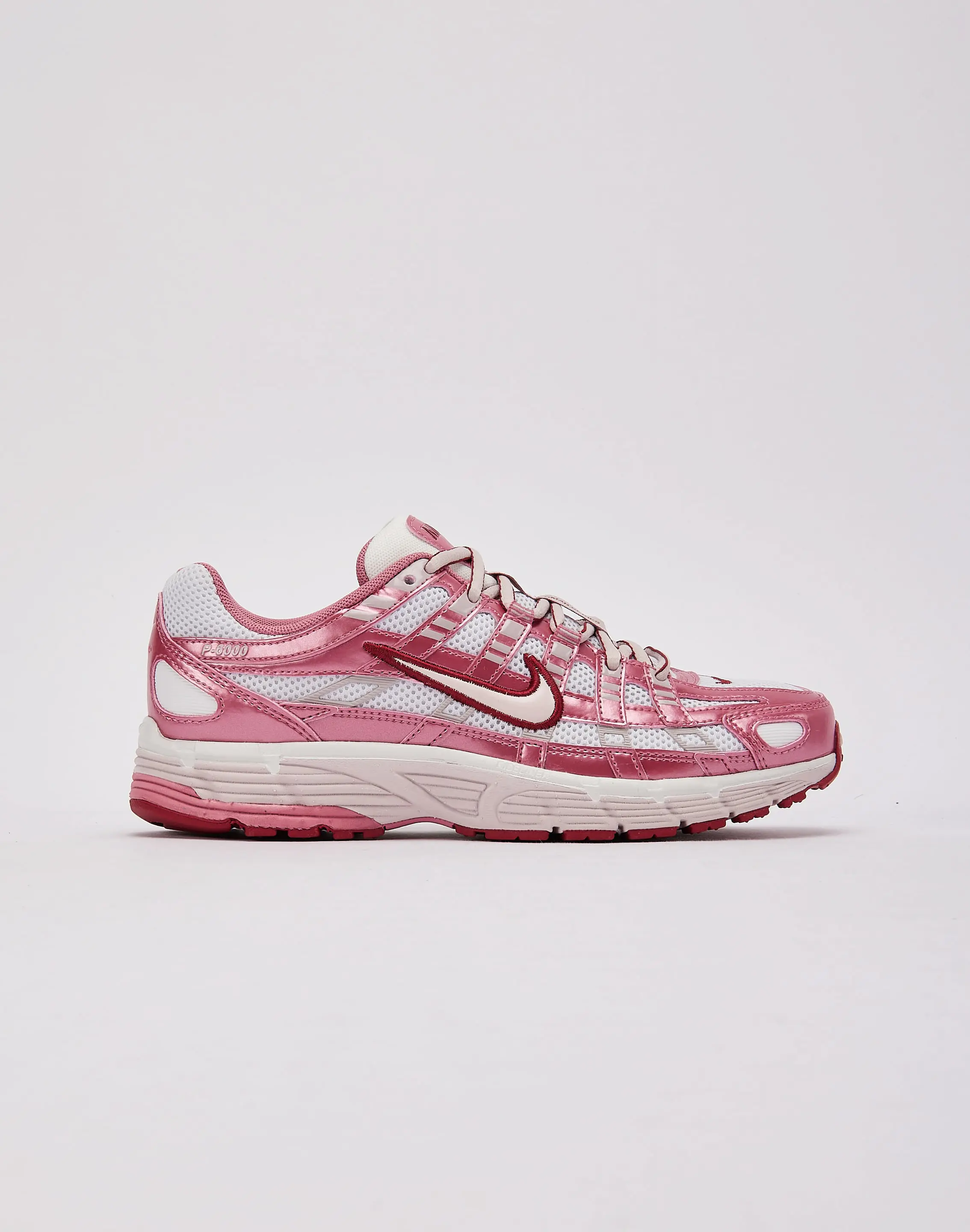 Womens Nike P-6000