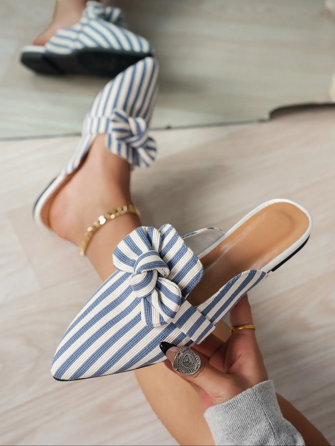 Women's Spring & Fall Casual Mules, Slip on Mules, Half Slipper Mules, Bow Strappy Mules, Korean Style Pointed Toe Bow Design, Striped Textile Upper, Rubber Sole, All Season Comfort Shoes
