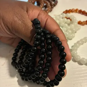 Kizzit- black 8mm bracelet (1)