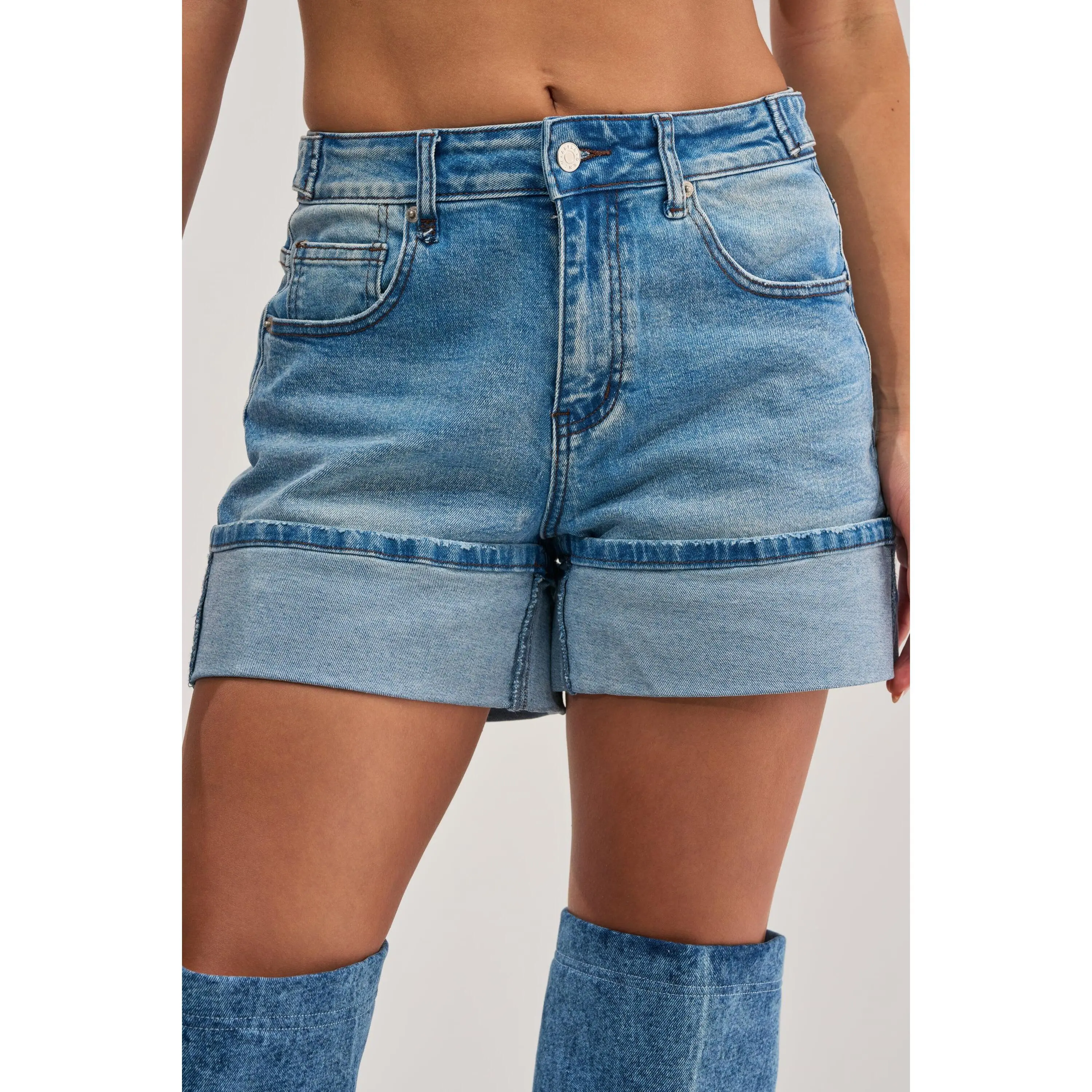 CARLY DENIM SHORT