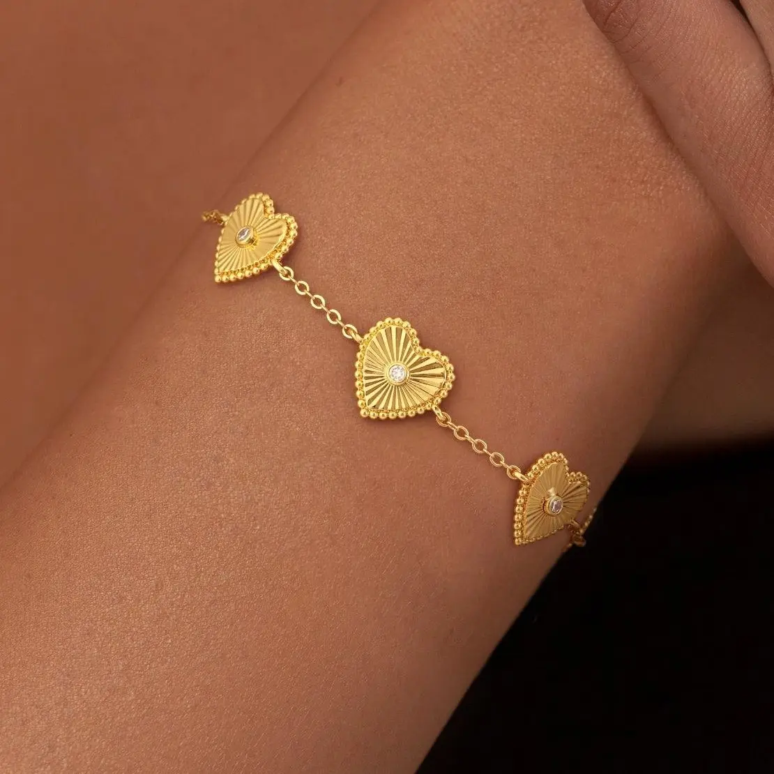 Tewiky Gold 5-Charm Cubic Zirconia Heart Bracelet with Laser Floral Details - Exquisite Floral Charm Bracelet, Christmas Costume Jewelry Gift for Her, Cubic Zirconia Bracelet, Exquisite Bracelet