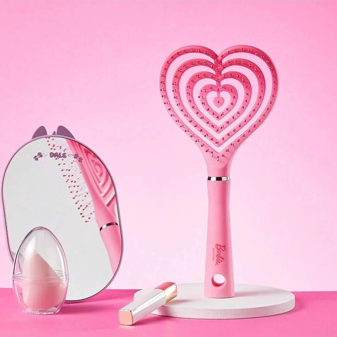 BARBIE Heart-Shaped Detangling Brush with Curved Vented Design for Quick Drying and Easy Styling