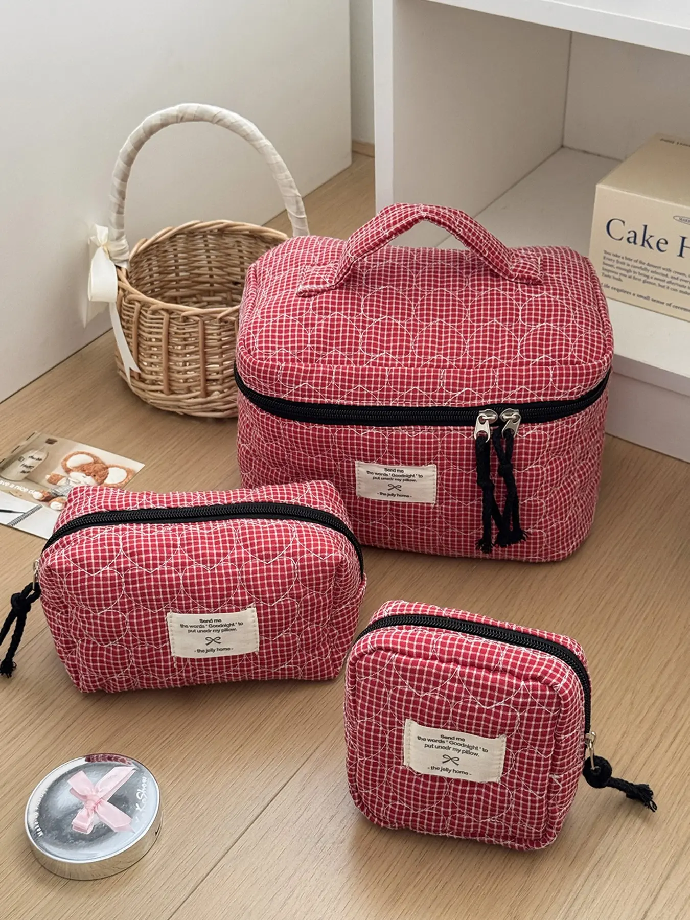 3pcs  Quilted heart-shaped checkered makeup bag, Korean style large capacity storage bag, classic, niche, fashionable, versatile, suitable for women's commuting, business trips, and travel makeup bags, Makeup Bag Set, Travel Cosmetic Bags