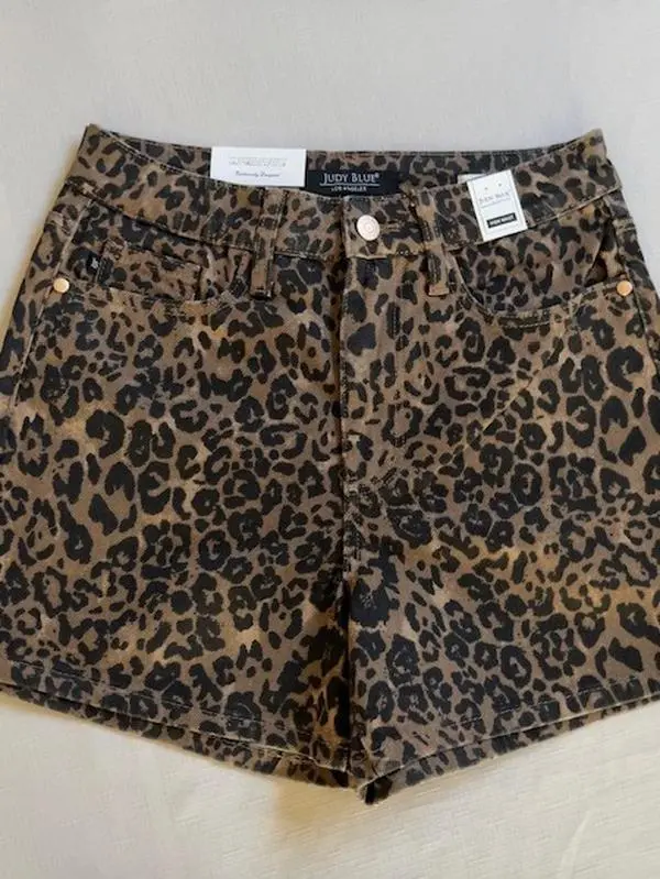 Judy Blue Women's High-Waist Leopard Print Denim Mini Shorts - 4" Inseam, Rigid Front with Stretchy Back, Back Pockets, Button-Front, Zipper, 100% Cotton, Regular Fit, Machine Washable