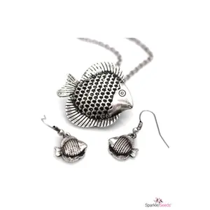 Catch of the Day - Silver Necklace Set