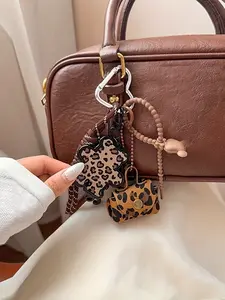 Retro Leopard Print Star Mini Bag Charm, Charms For Bags, Fashion Bag Charms, Mallard-Style Niche Accessory, Paired With A Braided Cord And A Three-Dimensional Little Bear, Can Be Used As A Keychain, Suitable For Daily Commuting, Dating, Or Traveling