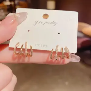 LisiZen S925 Needle Zircon Ear Cuff Earrings Silver-Tone Four-Claw Crystal Design, Chic Minimalist Stud Earrings Fashion Jewelry for Women DZEH1754 Gold Plated Hoop