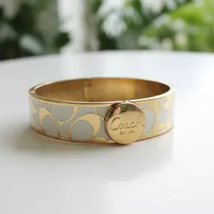 Pre-owned Coach Y2k White Enamel and Gold Toned Bracelet