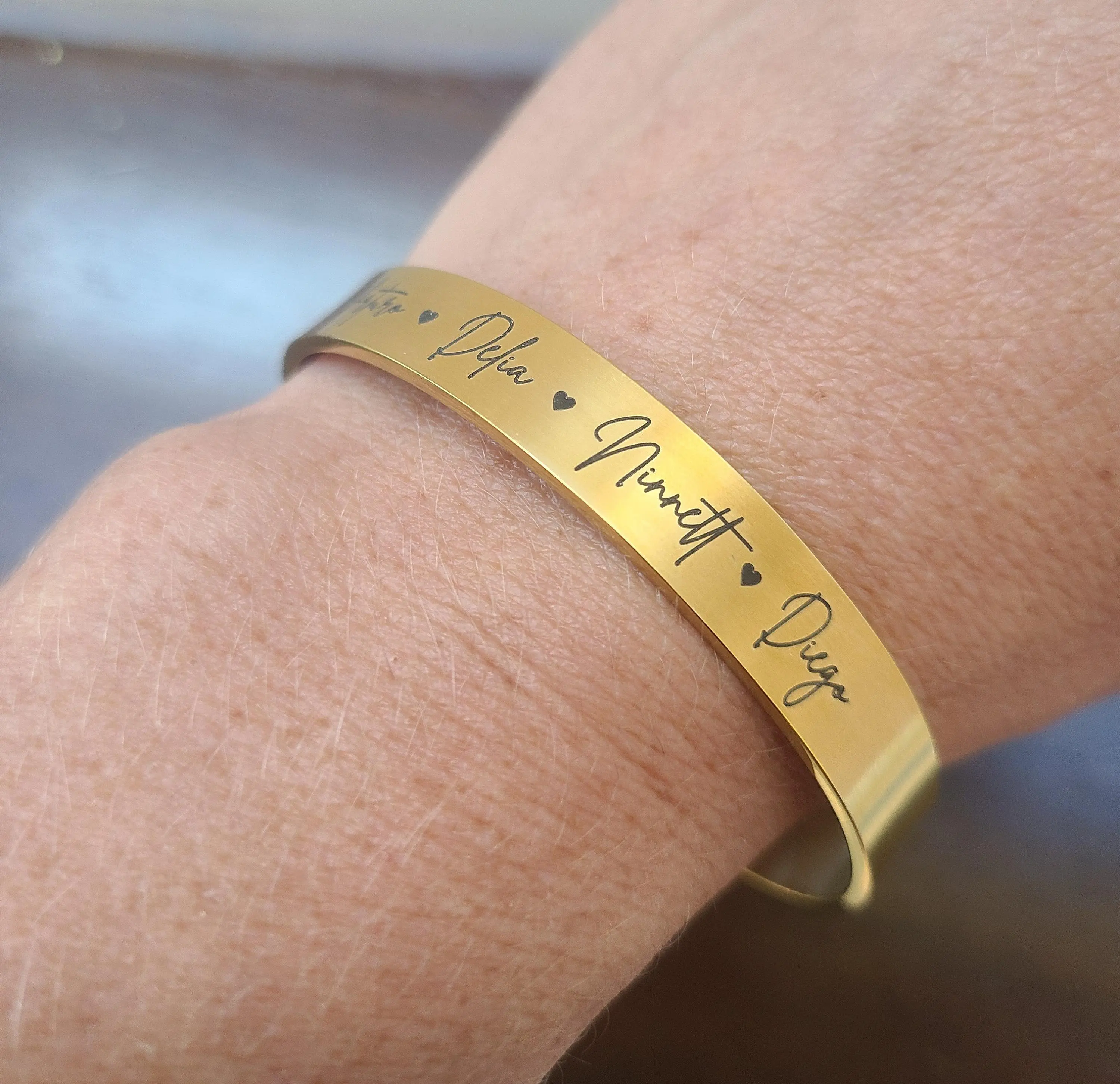 Kraftify Custom Name Cuff Bracelet for Mom, Personalized Engraved Family Keepsake Jewelry, Birthday or Mothers Day Gift for Mom or Grandma, Everyday Jewelry with a Personal Story, A Thoughtful Keepsake to Wear