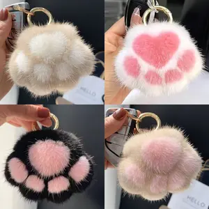 Cat Paw Pendant Keychain Couple Keychain Fluffy Faux Fur Keychain Charm Cute Soft Plush Toy Key Ring Backpack Car Key Pendant
