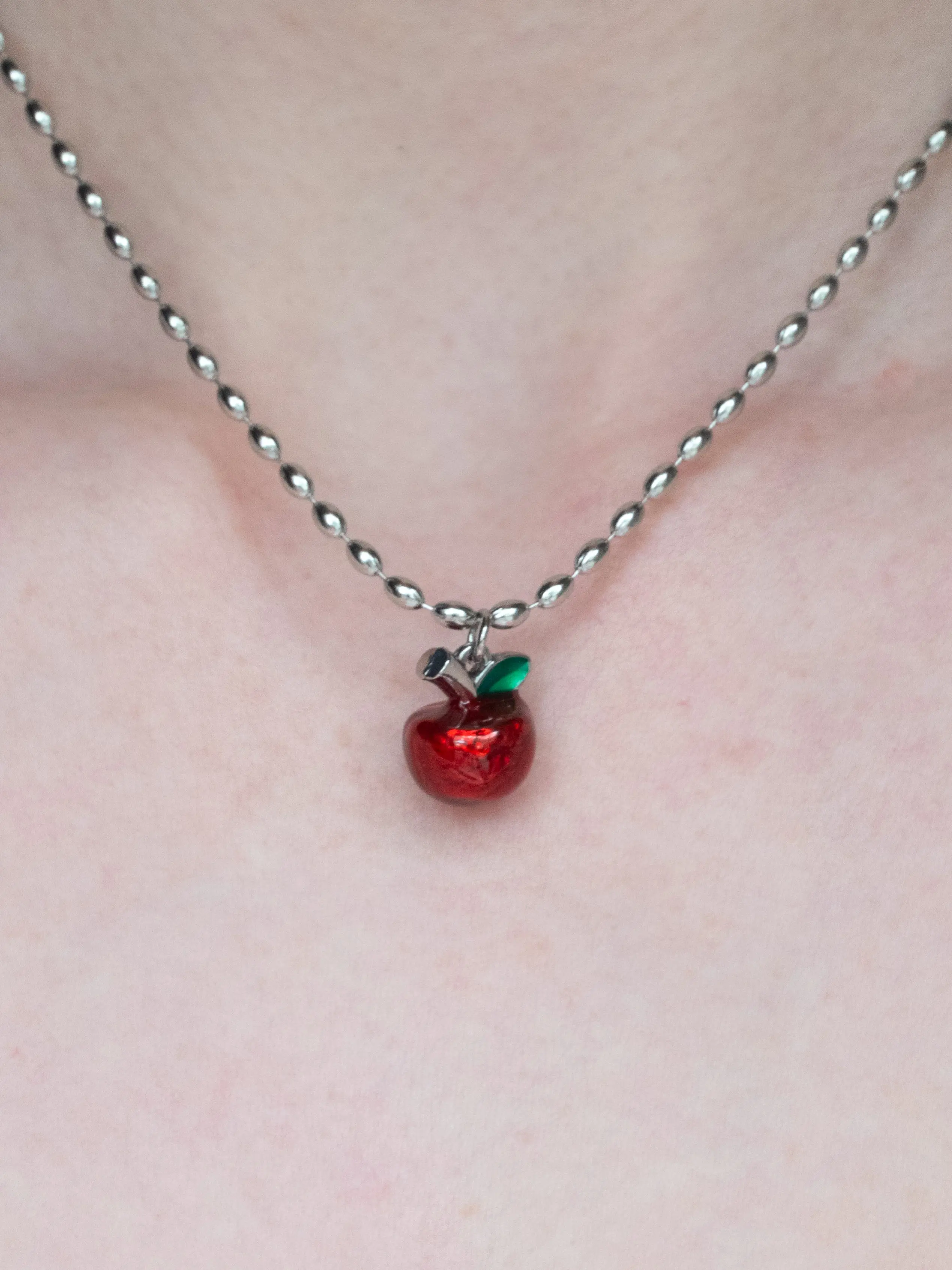 Apple Necklace | Non-tarnishing Stainless Steel Jewelry