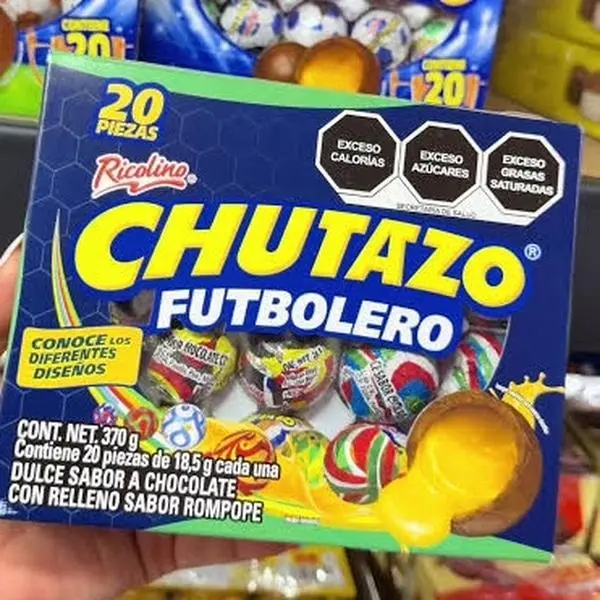 Ricolino Chutazo Futbolero Candy Treat (Assorted Flavors, Perfect for Soccer Fans)