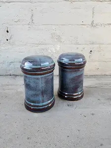 Handmade Stoneware Pottery Salt and Pepper Shakers with Stoppers – Rustic Farmhouse Kitchen Decor