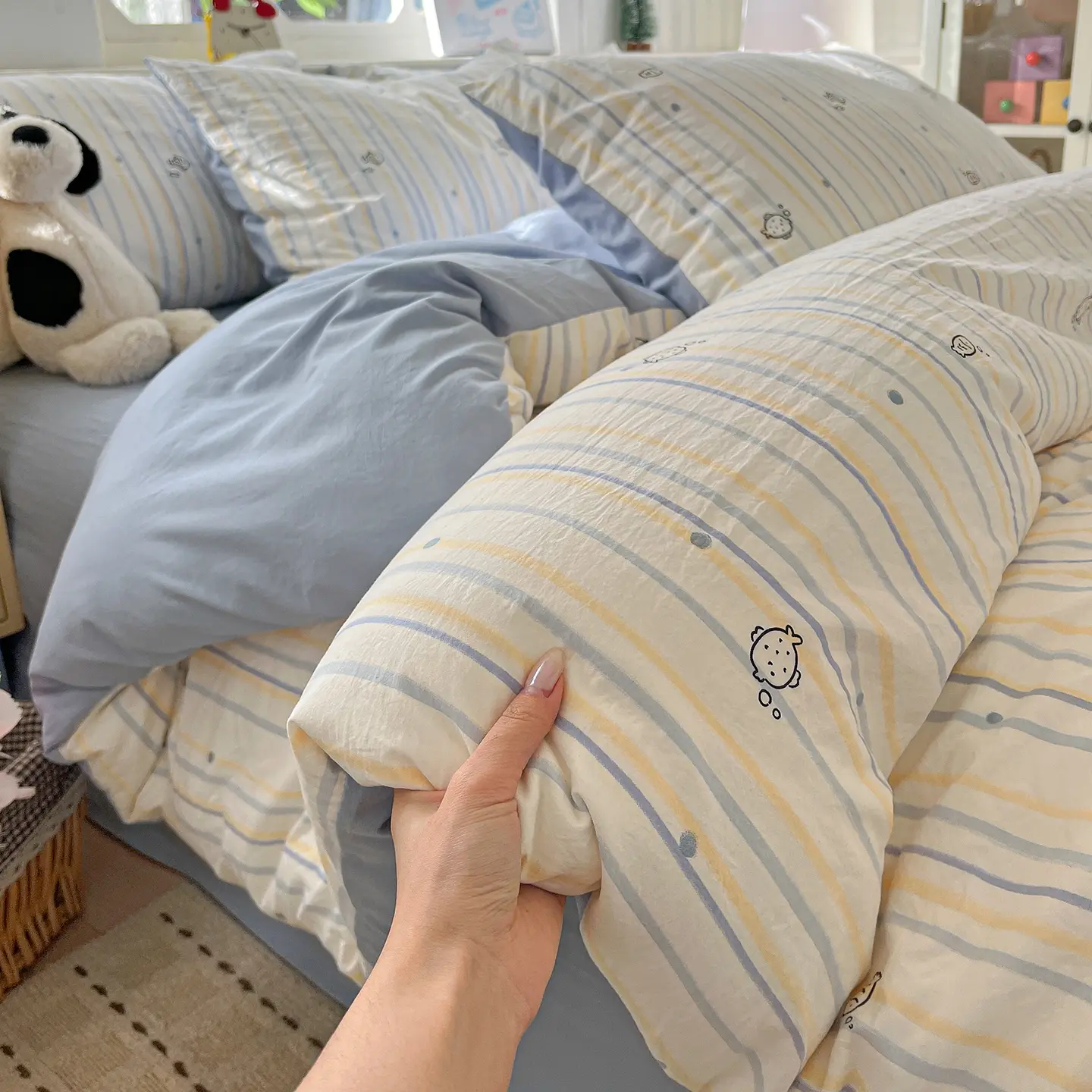 4pcs Blue Striped Print Decorative Bedding Set, Breathable and Washable, Suitable for Single/double Beds, Bedroom Guest Room Dorm Use, Breathable Duvet Set, Printed Bedding Set