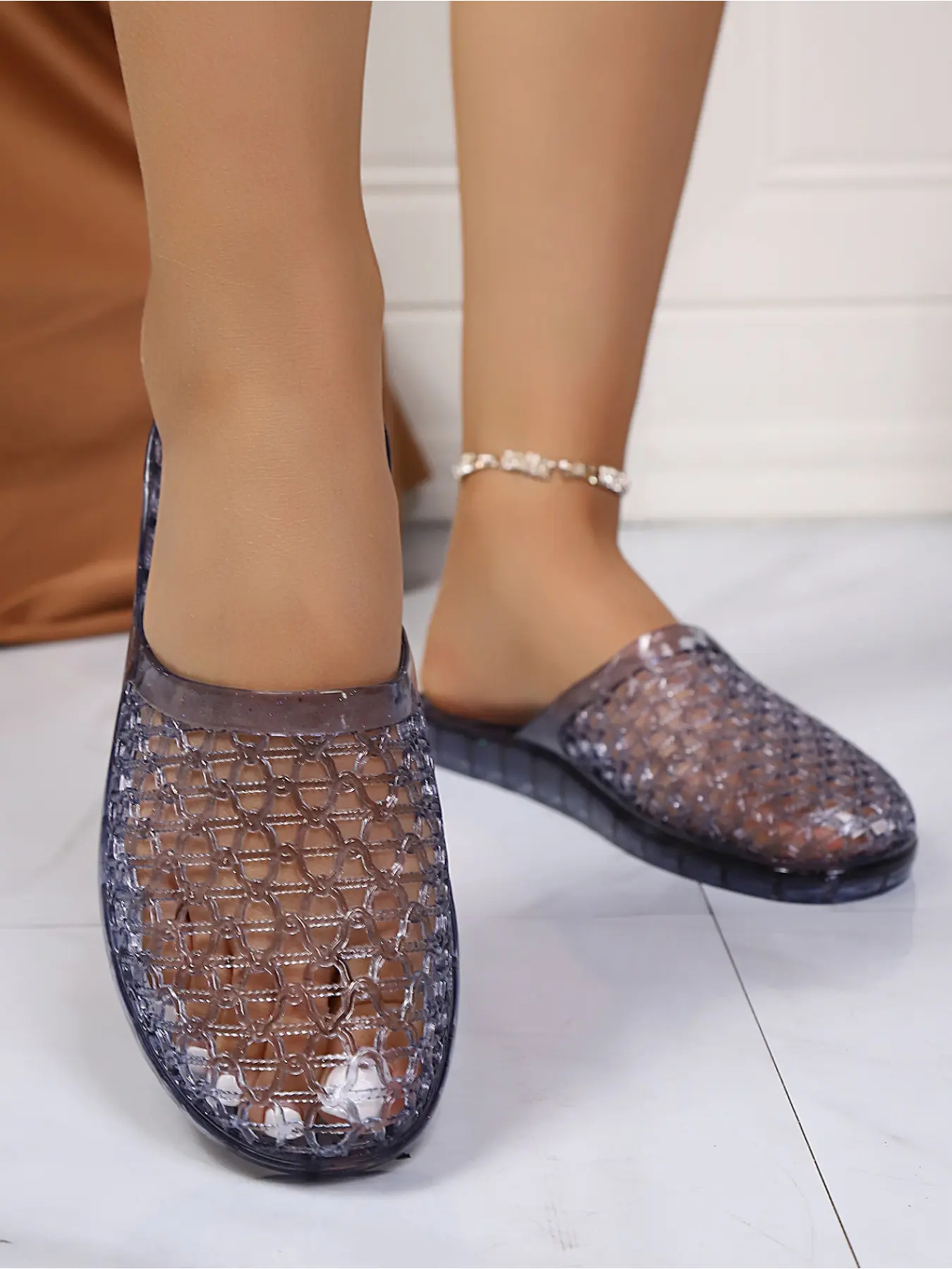 Transparent Crisscross Jelly Slides for Women Hollow Cutout Flat Slippers, Cute Summer Beach Pool Shoes, Summer Outdoor Footwear | 2026 Trendy Clear Slippers in Pink/Blue/Yellow
