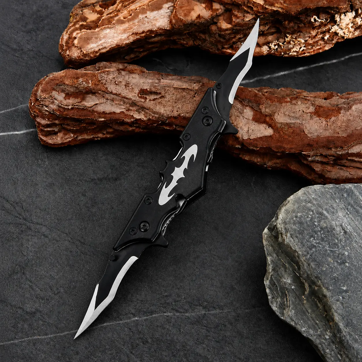 Batman Double Blade Folding Pocket Knife - Tactical Dual Blade Survival Knife with Pocket Clip, Fast Flipper Quick Open Multifunctional EDC Tool for Outdoor Camping Hunting, Men’s Gift