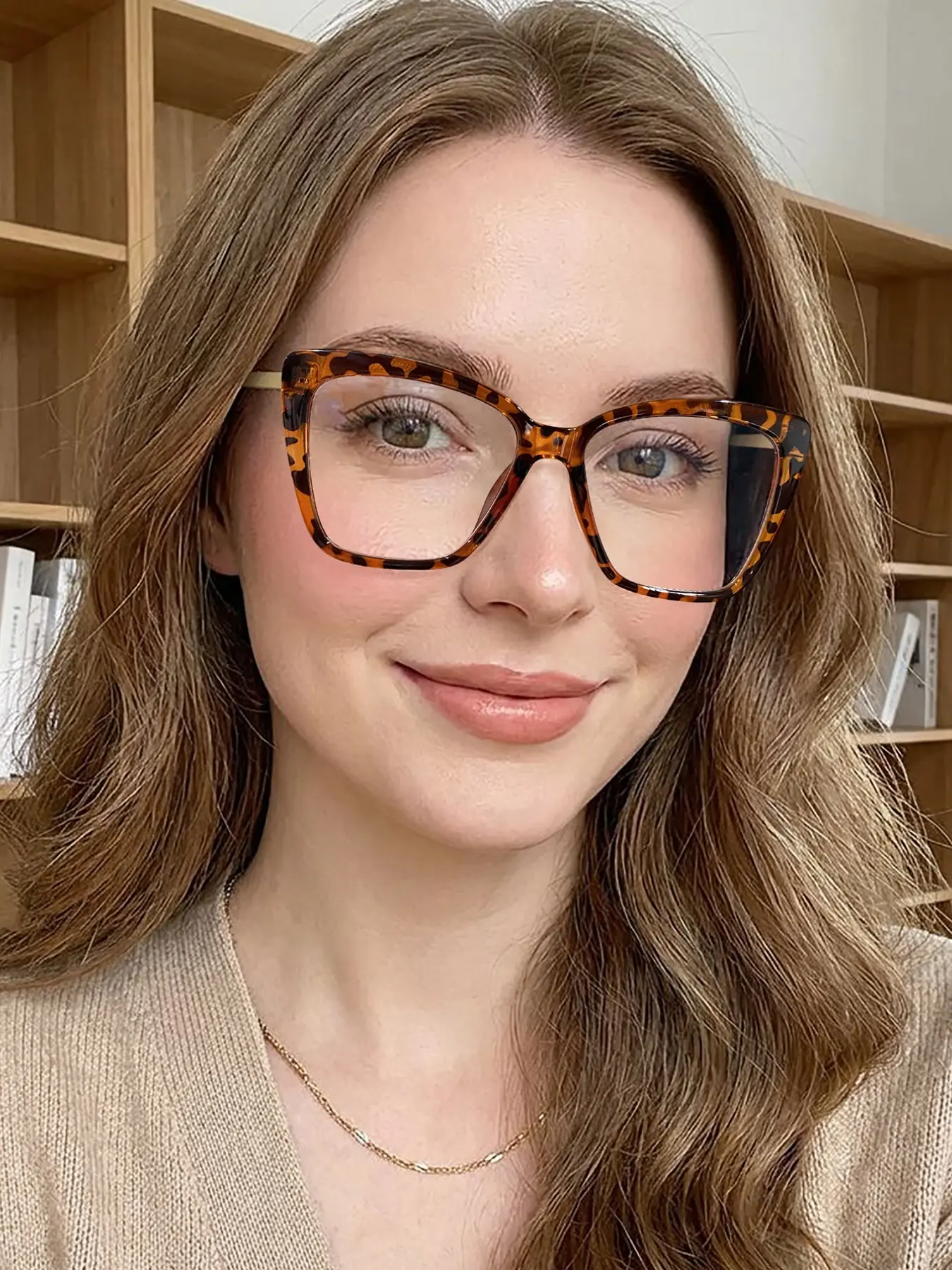 Women's Vintage Cat Eye Glasses Frame, Lightweight Comfort Fit, Clear Transparent Lenses, Ideal for Daily Commute