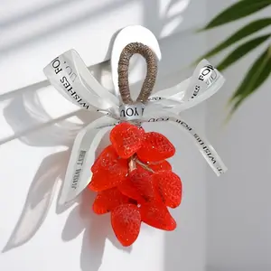 Handcrafted Decorative Strawberry-Shaped Soap Gift Set—Emits a Fresh, Long-Lasting Fragrance. Bathroom decor, home accessories, gifts for women and friends, Valentine's Day presents.