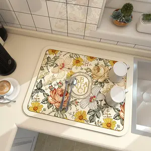 Floral Pattern Kitchen Countertop Mat, 1 Count Non-slip Water Absorbent Coffee Machine Mat, Household Table Mat for Home Kitchen Canteen Dining Room, Kitchen Decorative Placemat