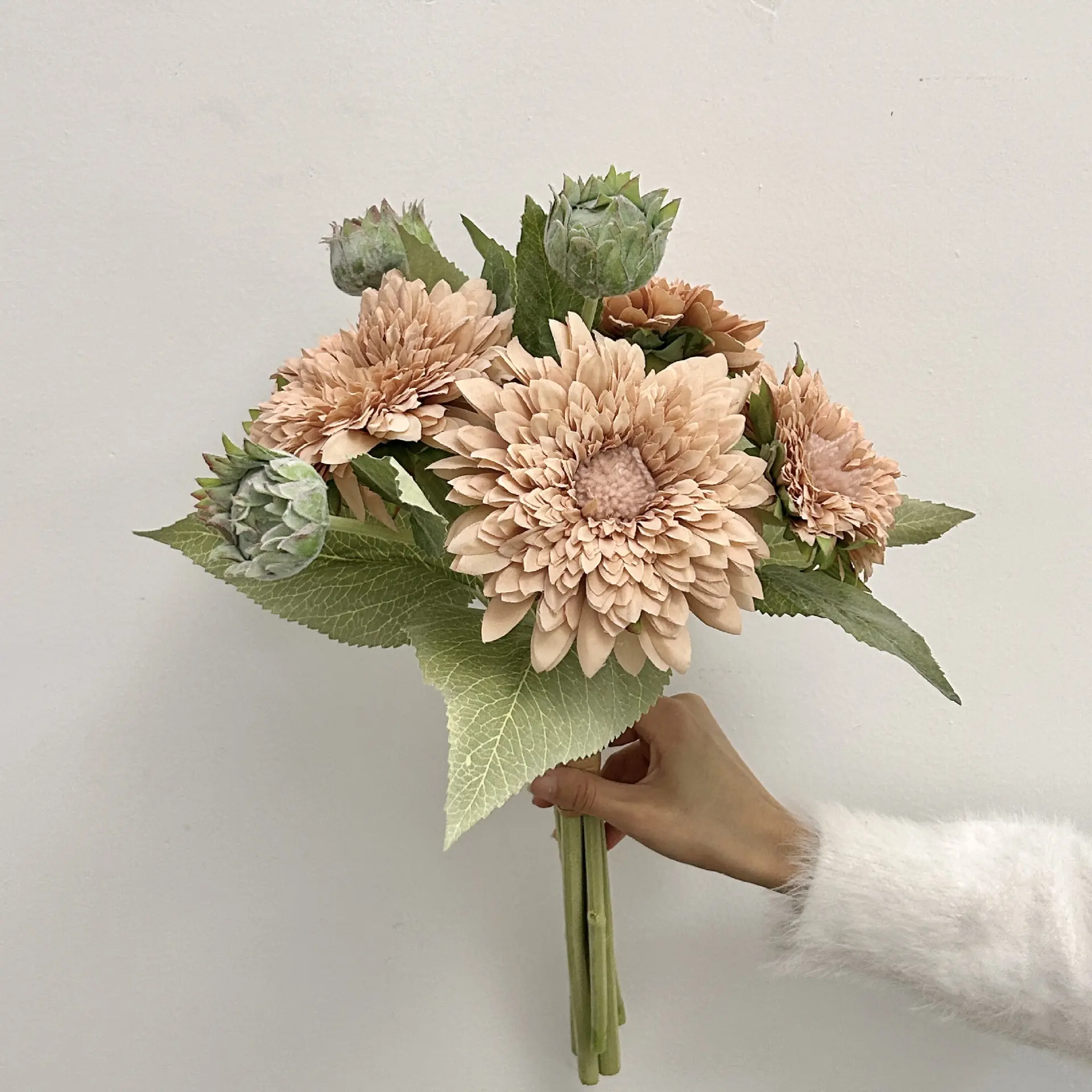 1 bundle of red bean paste flowers (5 flowers, 3 b