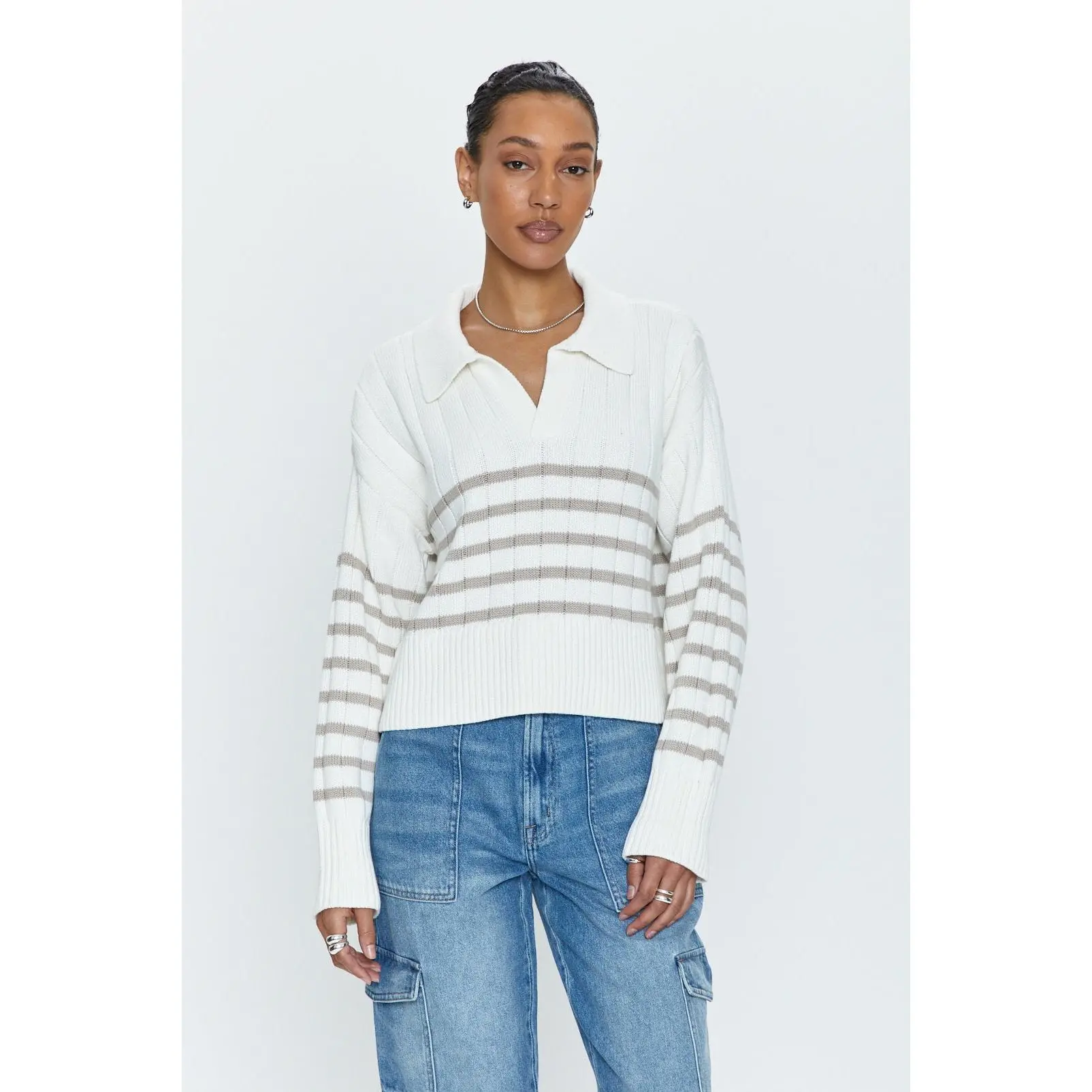 Women's Slim-Cut Collared Neck Preppy Striped Long-Sleeve Full-Sleeve Cropped Hem Knit Sweater - Chic V-Neck Versatile Casual Top Ideal for Pairing with Skirts