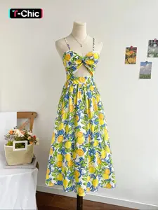 Women's All Over Lemon Print Twist Cami Spaghetti Strap Fitted Dress, Casual Chic Shirred Sleeveless Dress for Holiday Vacation, Ladies Summer Clothes, Casual Elegant Dress, Casual Wear, Boho Style Womenswear