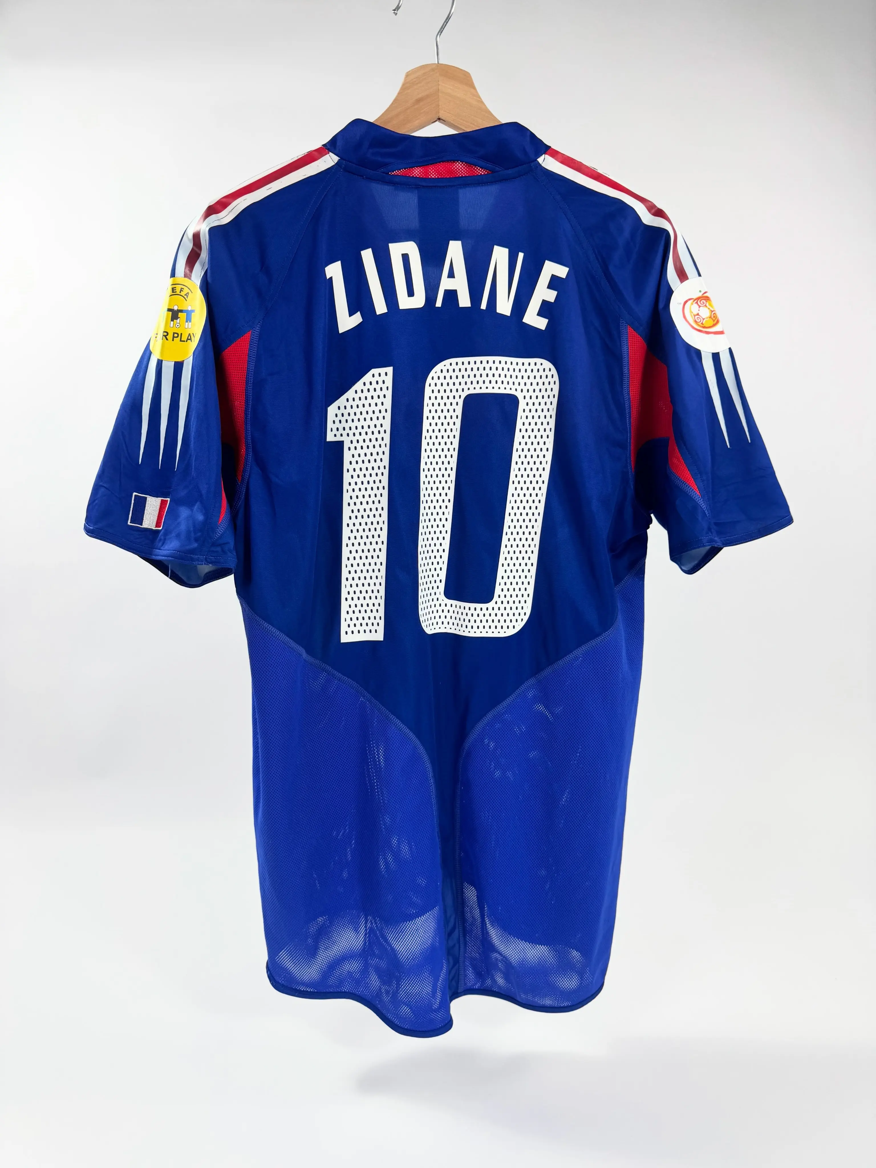 Zidane 2004 05 home jersey with full logos (retro), men’s soccer jersey