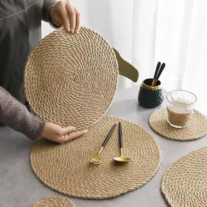 Round Rattan Placemat, 6 Counts/set Boho Style Heat Resistant Placemat, Table Mat for Home Kitchen Dining Room, Vanity Decor Accessories