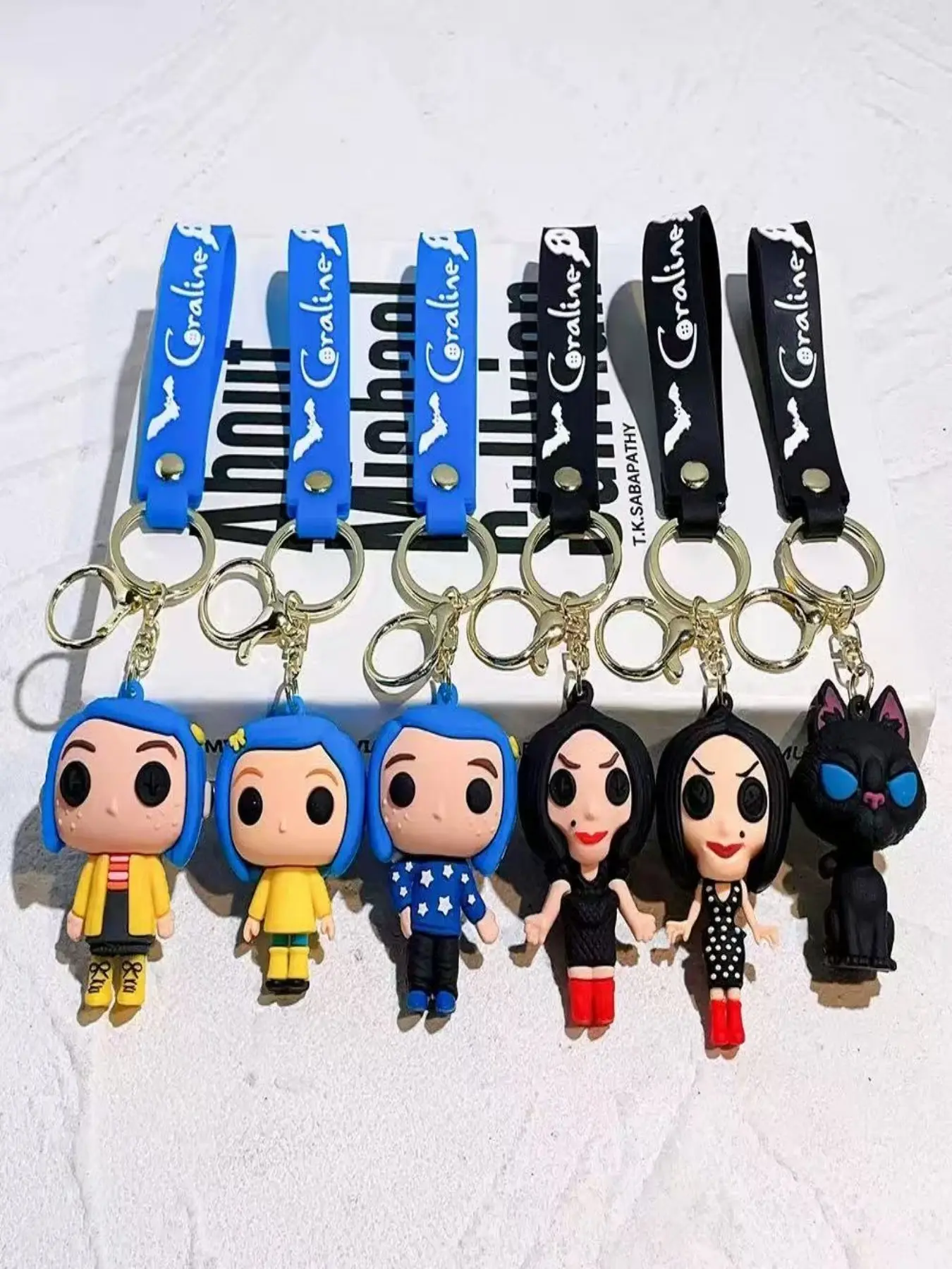 Creative Cartoon Movie Film Action Coraline Figure Doll, Cute PVC Keyring Ornament, Key Chain Pendant, Kids Gifts, Fun Collectible Toy