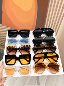 Women's Classic Square Frame Glasses Set, Unique Cool Style with Large Chain Design, Versatile Streetwear & Party Wear, Multiple Colors Available