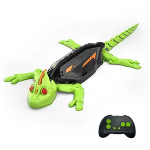 Rechargeable Remote Control Wall-Climbing Gecko Robot Toy - Unisex Kids' Toy for Ages 3 & Up, Remote Control Requires 2*AAA Batteries (Not Included)