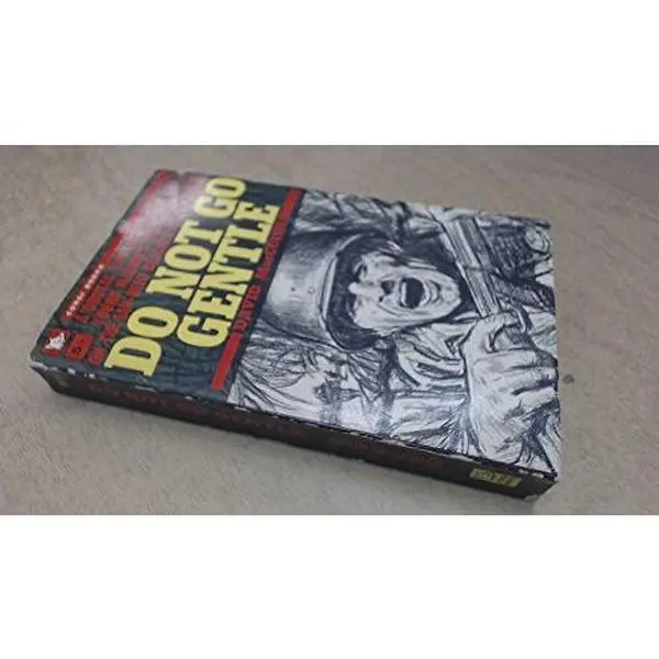 USED Book - Do Not Go Gentle by David MacCuish (Paperback) - english