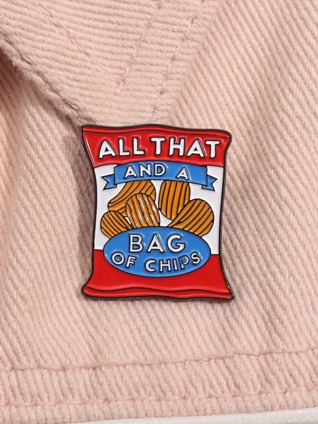Enamel Brooch Pin, Cute Simulated Potato Chip Design, Alloy Metal Badge, Fashion Jewelry Accessory for Denim Lapel, Shirt Bag, Women's Fashion Pin, All-Season Wear, Durable Metal Pins
