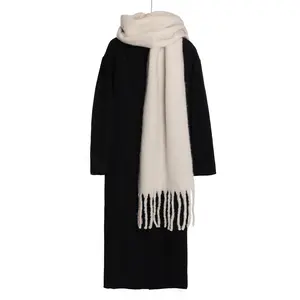 Chunky Knit Scarf for Women, Oversized Winter Scarf, Soft Warm Cozy Wrap, Thick Knitted Long Scarves for Cold Weather Fashion & Everyday Wear