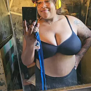 FeelinGirl Women's Wireless Bra Comfort Bralettes No Underwire Unlined Cami Bra Seamless Tshirt Bras Sports Bra Bralette Basic Comfortable Fit Womenswear Everyday Up to 44DD Springtok SpringStatements