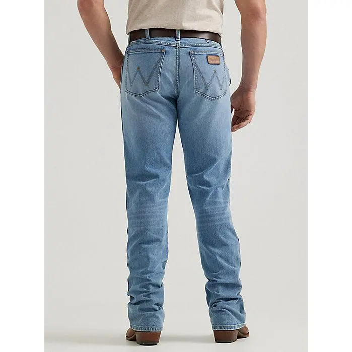 Wrangler Men's Retro Slim Fit Bootcut Jeans - Low Rise Zip-Fly, Stretch Cotton Spandex Elastane Solid Classic Denim Pants, Casual Menswear Low Rise Pants Style