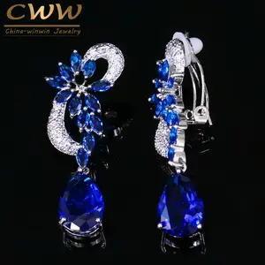 LUXJELWEL - CWWZircons Non Pierced Vintage Royal Blue CZ Crystal Flower Shape No Hole Ear Bridal Clip Earrings without Piercing CZ023