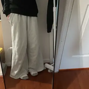 CCCMAI Men's Cotton Crew Neck Sweatshirt Long Sleeve Breathable Fashionable Casual Pullover Solid Color Knitwear Autumn Winter Comfort Menswear Tops Crewneck